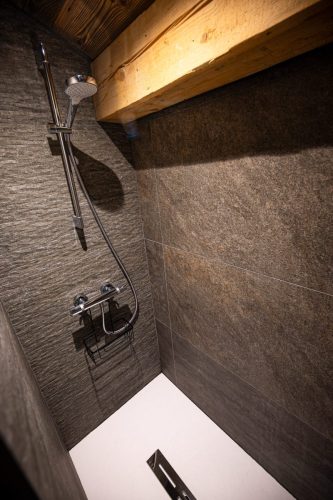 Douche privative